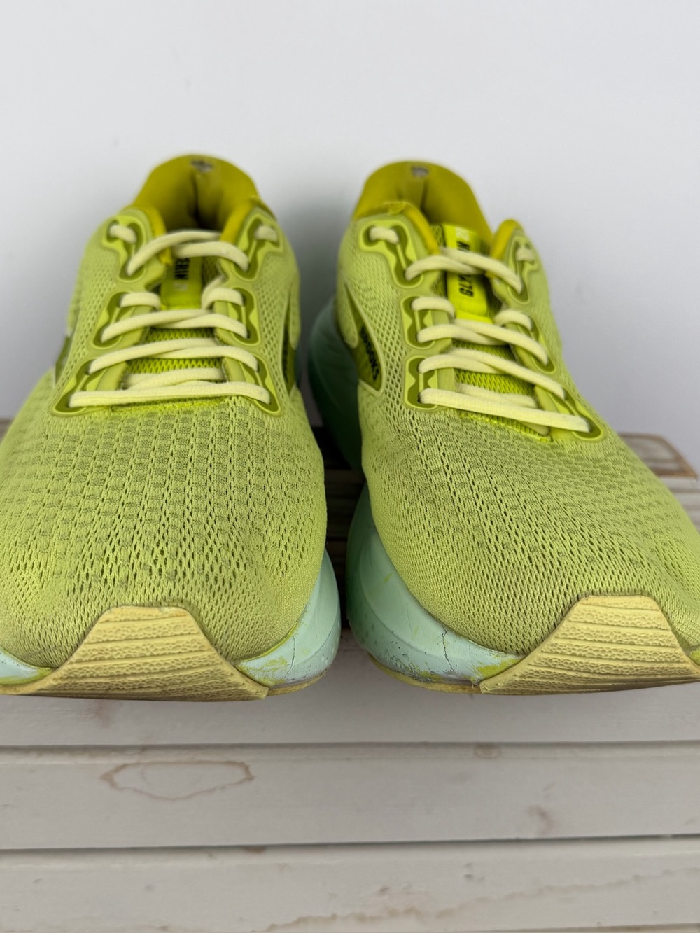 Brooks Glycerin 21 running shoes in vibrant Lovebird Pale Yellow men’s size 10.5 - Picture 6 of 13
